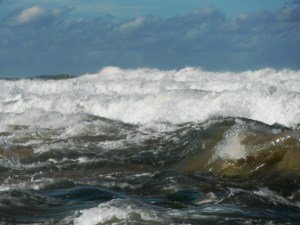 Rough surf Newcastle 14-7-11
