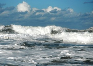 Newcastle Beach big surf 14-7-11