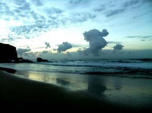 Redhead Beach Cloud birds 17-04-13