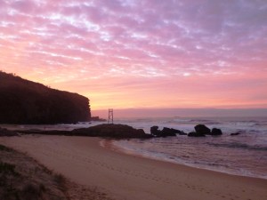 Redhead beach pink morning 25-05-15